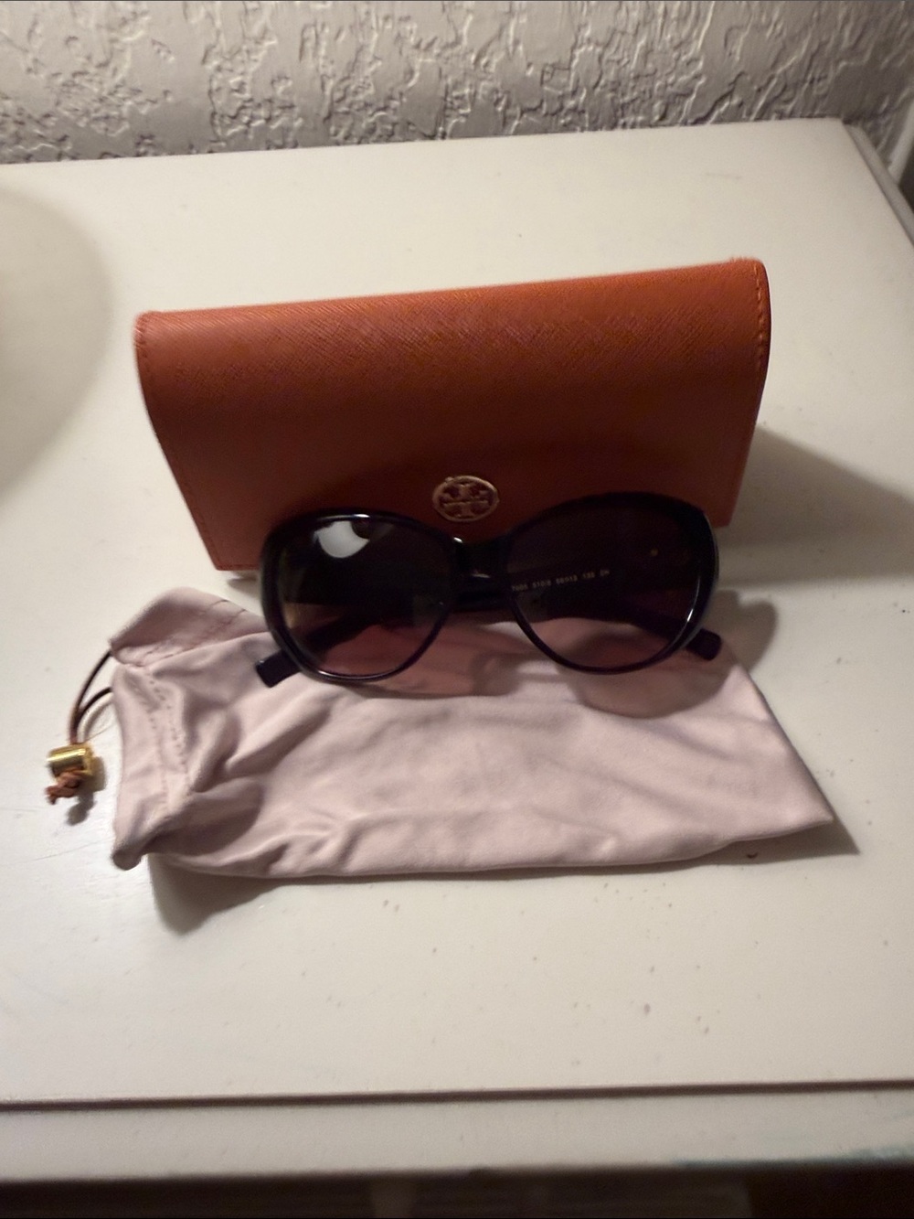 Tory Burch Black Frame Sunglasses with Brown Gradient Lenses and Cognac Case